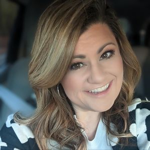 Meet your Posher, Betsy